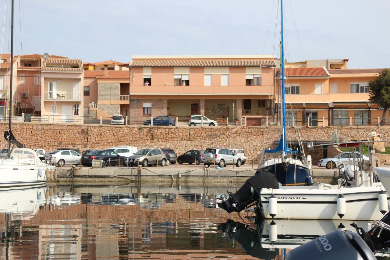 Borgo Spiaggia Vista Mare Isola Rossa Esterno foto
