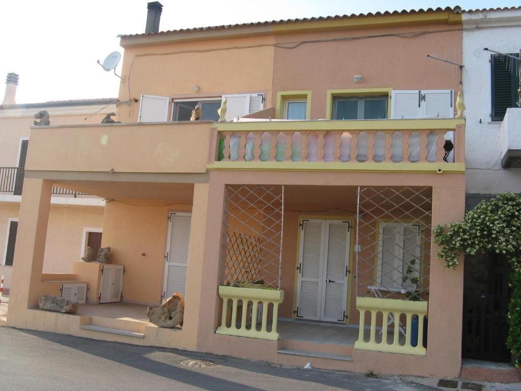 Borgo Spiaggia Vista Mare Isola Rossa Esterno foto